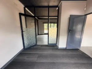 Office to Rent in Highlands
