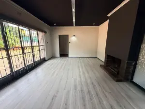 Office to Rent in Highlands