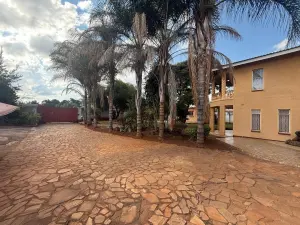 5 Bedroom House to Rent in Mount Pleasant Heights