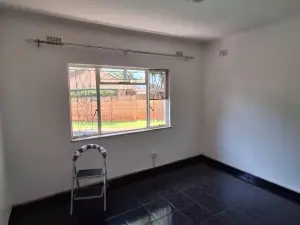 4 Bedroom House to Rent in Hillside