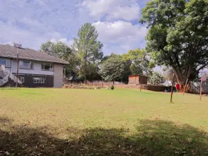 4 Bedroom House to Rent in Greystone Park
