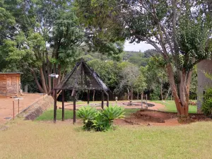 4 Bedroom House to Rent in Greystone Park