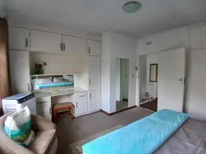 2 Bedroom Cottage/Garden Flat to Rent in Avondale