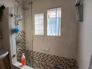 2 Bedroom Cottage/Garden Flat to Rent in Avondale