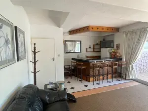 4 Bedroom House to Rent in Chisipite