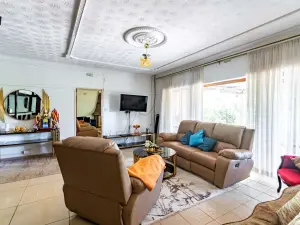 4 Bedroom House to Rent in Glen Lorne