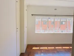 Flat/Apartment to Rent in Avondale