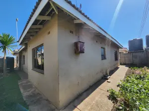 4 Bedroom House to Rent in Madokero Estates