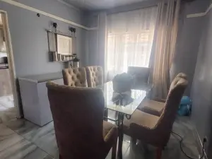 3 Bedroom House to Rent in Zimre Park