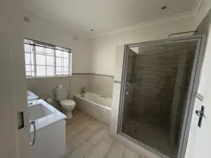5 Bedroom House to Rent in Gunhill