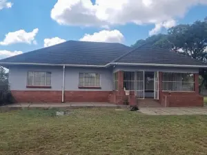 3 Bedroom House to Rent in Waterfalls