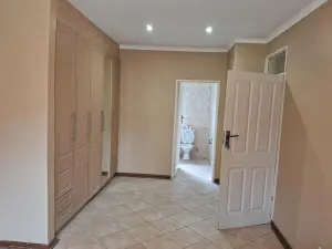 3 Bedroom House to Rent in Waterfalls