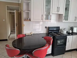 3 Bedroom House to Rent in Waterfalls