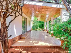 3 Bedroom House to Rent in Borrowdale