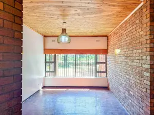 4 Bedroom House to Rent in Chisipite
