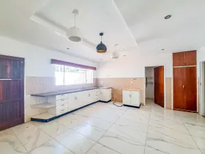 4 Bedroom House to Rent in Chisipite