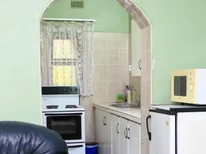 Flat/Apartment to Rent in Glen Lorne