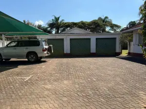 6 Bedroom House to Rent in Mount Pleasant