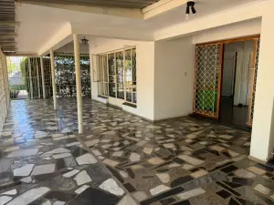 6 Bedroom House to Rent in Mount Pleasant