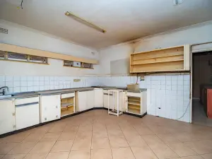 Office to Rent in Gunhill