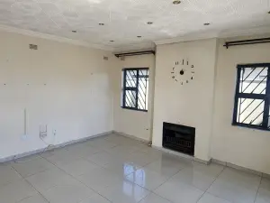 4 Bedroom House to Rent in Bloomingdale