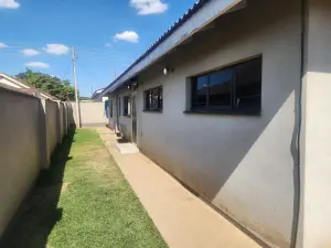 4 Bedroom House to Rent in Bloomingdale