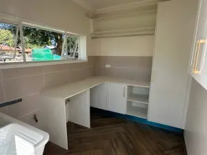 4 Bedroom House to Rent in Alexandra Park