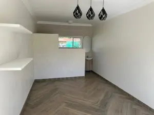 4 Bedroom House to Rent in Alexandra Park