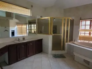 4 Bedroom House to Rent in Glen Lorne