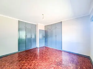 Office to Rent in Highlands