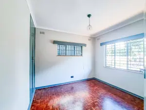 Office to Rent in Highlands