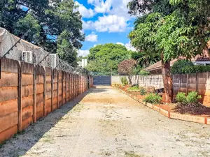 Office to Rent in Highlands