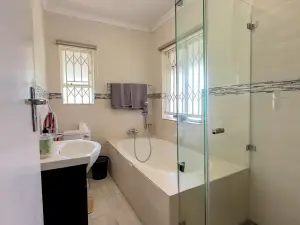 4 Bedroom House to Rent in Mount Pleasant