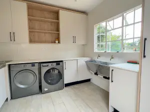 4 Bedroom House to Rent in Mount Pleasant