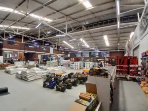 Warehouse/Industrial to Rent in Msasa