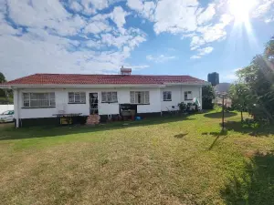 4 Bedroom House to Rent in Sunridge