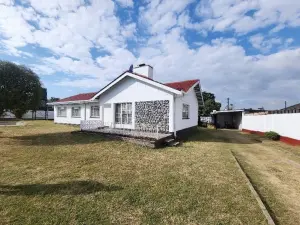 4 Bedroom House to Rent in Sunridge