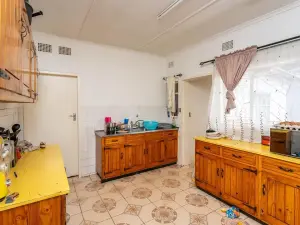 3 Bedroom House to Rent in Upper Hillside