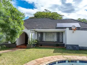 3 Bedroom House to Rent in Upper Hillside