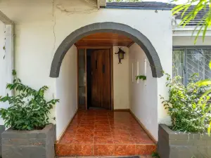3 Bedroom House to Rent in Upper Hillside