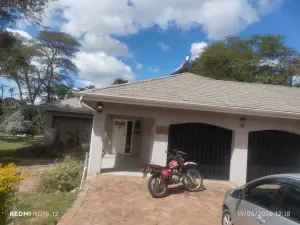 5 Bedroom House to Rent in Borrowdale Brooke
