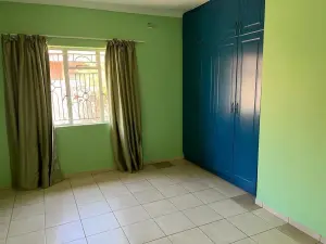 4 Bedroom House to Rent in Zimre Park