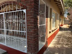 4 Bedroom House to Rent in Zimre Park