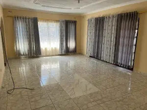 4 Bedroom House to Rent in Zimre Park