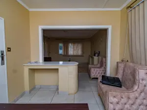 3 Bedroom House to Rent in Mount Pleasant