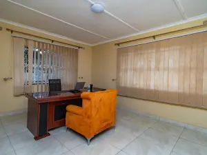 3 Bedroom House to Rent in Mount Pleasant