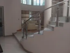 5 Bedroom House to Rent in Borrowdale Brooke