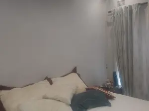 5 Bedroom House to Rent in Belvedere