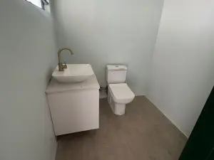 6 Bedroom House to Rent in Goodhope