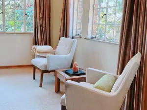 5 Bedroom House to Rent in Gunhill